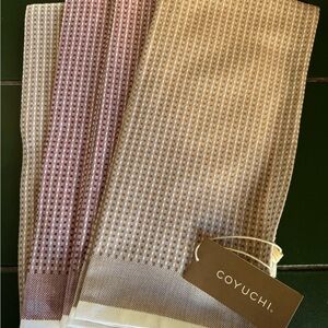 Coyuchi organic waffle kitchen towel set 2 tan/2 red “gingerbread”